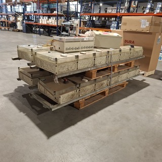 4x Frame met schakelkasten