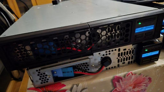 APC Smart-UPS SMT2200RMI2U – 2200 VA / 1980 W rackmount UPS met nieuwe