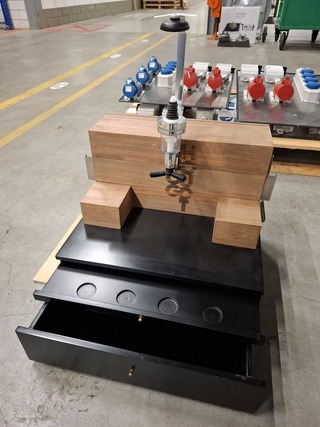 Flesdispencer t.b.v. proeverij ‘Hooghoudt’