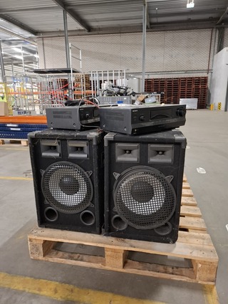 5x Speaker met 2x versterker o.a. Sony