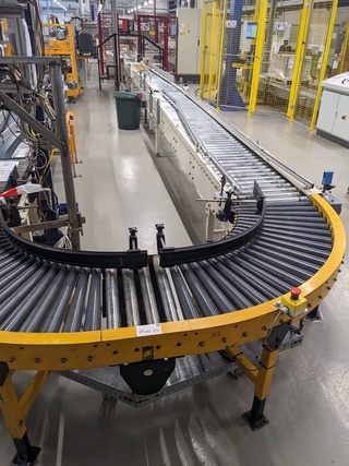 Rollenbaan, Ammaraal Beltech, geel / wit