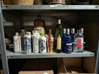 Divers Hooghoudt memorabilia