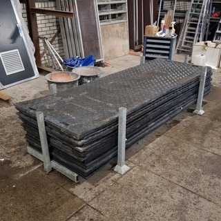 Ca. 20x Kunststof rijplaat