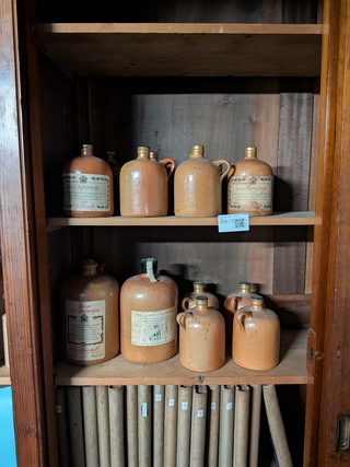 Divers Hooghoudt memorabilia