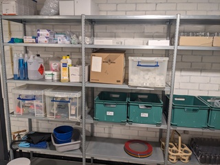 Inhoud stelling bierbrouw toebehoren