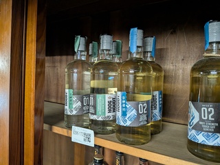 Ca. 19x fles a 700 ml Diverse sterke dranken “Hooghoudt”