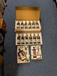 2x geschenkverpakking Hooghoudt met 12x fles Jenever Hooghoudt