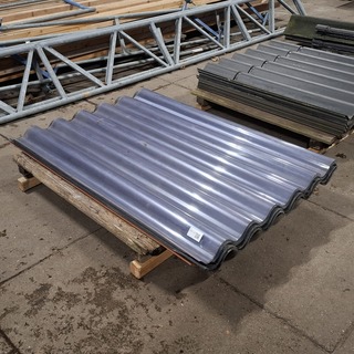 Partij hulpstukken golfplaten