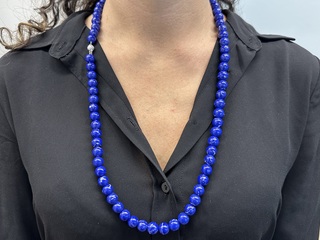 Ketting met lapis lazuli edelsteen en een diamanten sluiting
