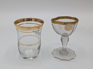 Set divers glaswerk met vergulding, 19e eeuw