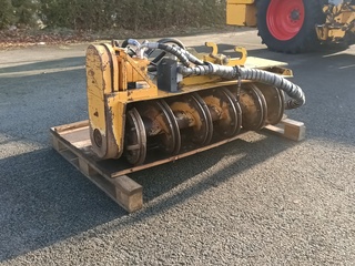 Klepelmaaier sloot- en bermonderhoud, HEMOS