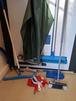 Diverse schoonmaak spullen