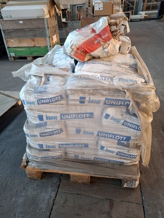 Ca 30 zak Knauf Unifoltt a 25kg