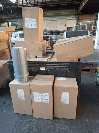 Partij geïsoleerde kachel tussenbuizen