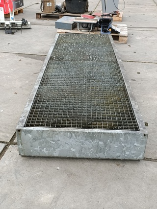 Gegalvaniseerde lekbak