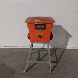 Verdeelkast 63A (16-6/230V, 32-3/400V), Jäger Direkt, Quatro 63A RA, 2