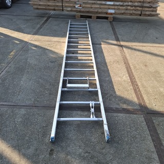 Ladder, Solide, incompleet  15 treden, Zilver