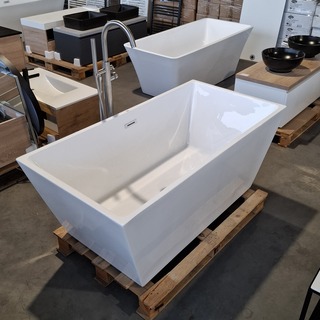 Vrijstaand ligbad, Glans wit