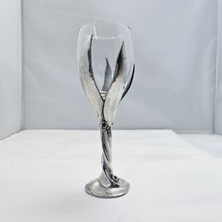 Lord Of The Rings goblet gum leaf white whine – Royal Selangor