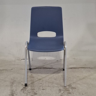 Ca. 60x Kantinestoel