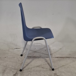Ca. 60x Kantinestoel