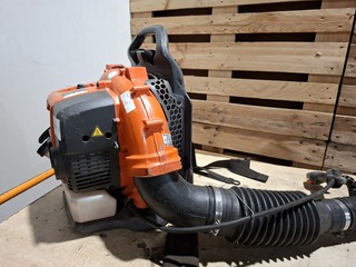 Ruggedragen benzine bladblazer, Husqvarna, 350BT, 2017