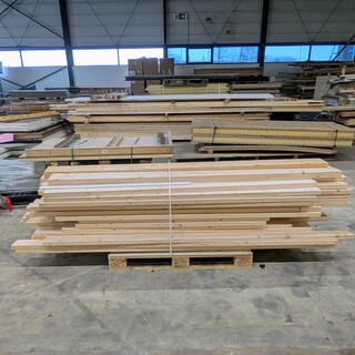 Ca.59x Partij vuren planken diverse maten