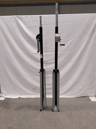2x Wind-up, Showtec, Lifter Basic 3800