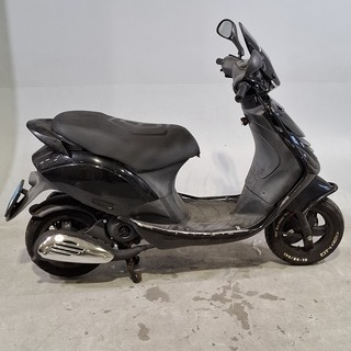 Snorscooter, Piaggio, Zip, 2013