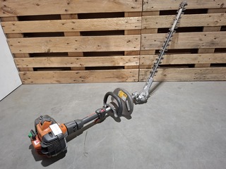 Benzine combimoter, Husqvarna, met heggenschaar opzetstuk