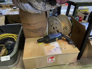 Partij Diversen onder Tafel