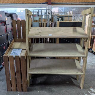 8x Houten showroom meubels