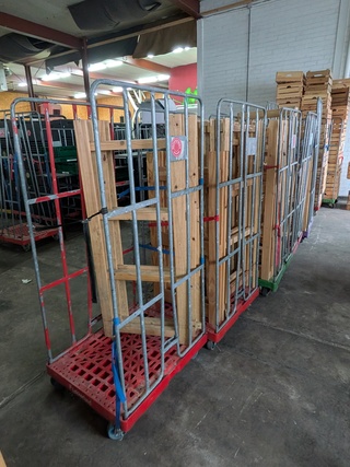 Ca. 28x Houten schraag