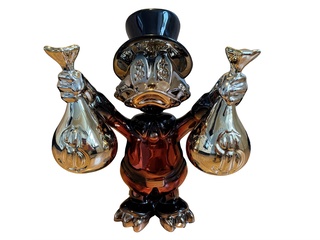 Dagobert Duck beeld Lior24, Rood