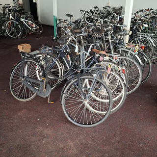 9x Fiets, O.a. Gazelle En Batavus