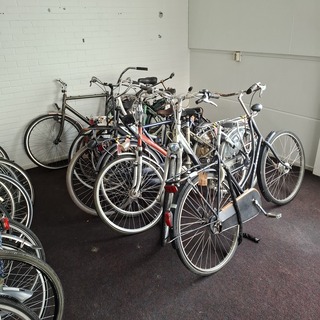 9x Fiets, O.a. Gazelle En Batavus