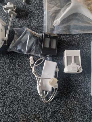 Drone, DJI, Phanton 4 met valschade, Wit