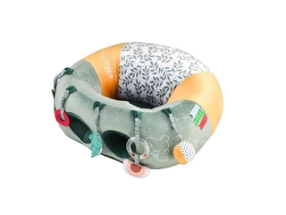 Sophie The Giraffe Baby Seat & Play: een gezellig babyzitje met ingebo