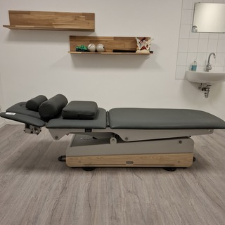 Elektrisch verstelbaar behandeltafel Naggura Swop, Swop5, bouwjaar 202