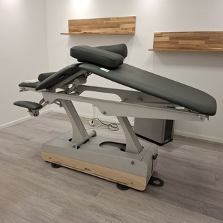 Elektrisch verstelbaar behandeltafel Naggura Swop, Swop5, bouwjaar 202
