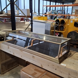 Klassieke juwelierskast