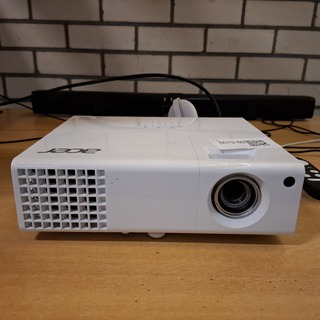 Beamer met soundbar Acer , Roseland