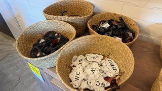 4x Mandjes met inhoud, natura