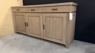Dressoir, patine, 192x92x52 cm