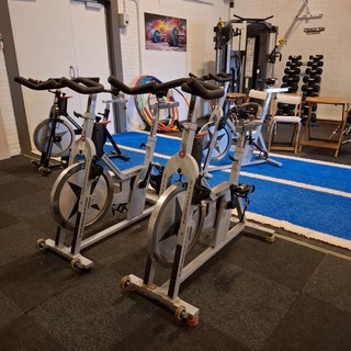 2x Spinfiets Schwinn, IC Pro