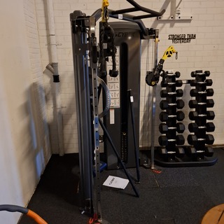 Functional trainer Cybex, Bravo