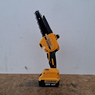 Accu kettingzaag 6 inch, Geel