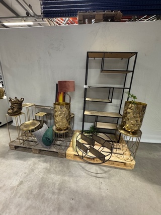 Diverse kleinmeubilair en accessoires