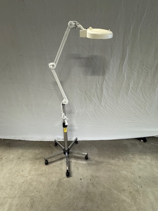 Loeplamp, 9001LED, op verrijdbaar statief