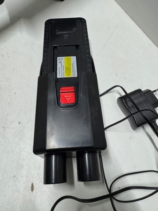 Accusteelstofzuiger Tristar, rood/zwart